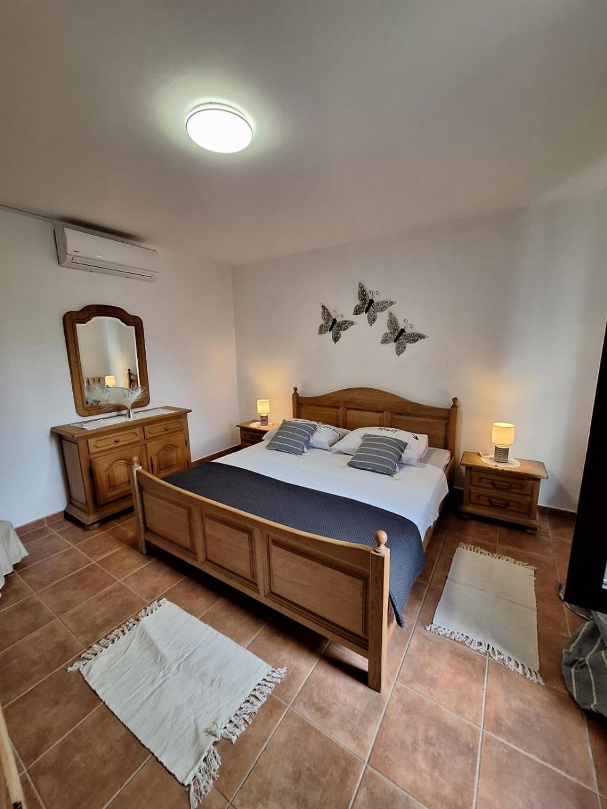 Apartmani Tara Medulin Kültér fotó