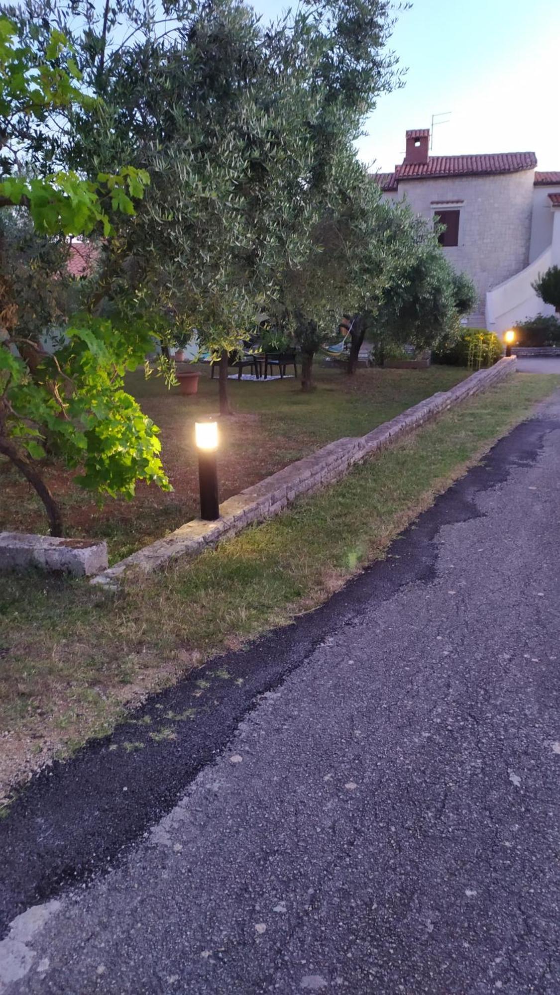 Apartmani Tara Medulin Kültér fotó