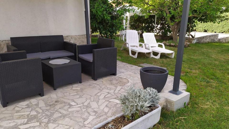 Apartmani Tara Medulin Kültér fotó