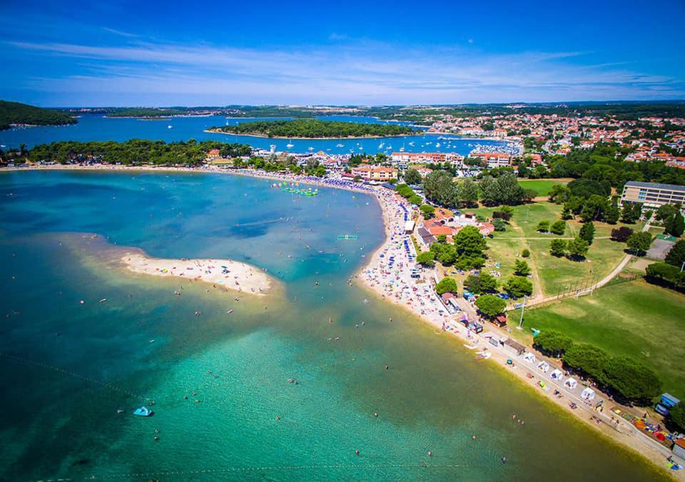 Apartmani Tara Medulin Kültér fotó